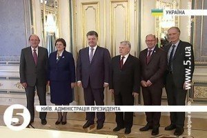 Порошенко зустрівся із спікерами парламентів Данії, Ірландії, Литви, Польщі та Швеції