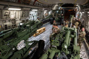 Нові гаубиці M777 для України вже транспортують зі США – Держспецзв'язку