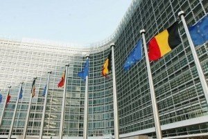 Єврокомісія планує розширити програму допомоги Україні