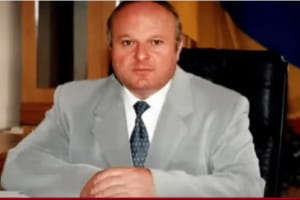 Унікальну колекцію історичних експонатів вилучили в експрем'єра Криму і вже передали до музею – включення
