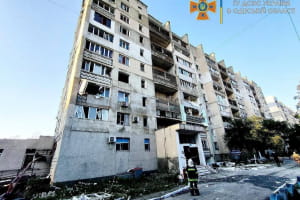 Податок за знищене чи пошкоджене під час війни нерухоме майно: Зеленський підписав закон