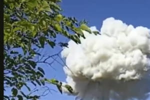 На Дніпропетровщині лунають вибухи: що відомо