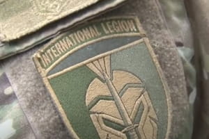 "Після атаки рашистів на пологовий у Маріуполі, я прийняв рішення": історії іноземців, які воюють за Україну