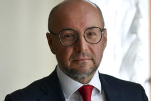 Зеленский уволил первого заместителя секретаря СНБО