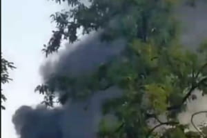 "Довго муляв очі нашим військовим": у мережі повідомляють про пожежу на складі БК окупантів у Донецьку