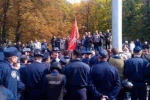 У Харкові затримали учасників забороненого судом комуністичного зібрання