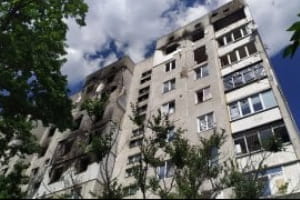Скандал в Ірпені: будинок встояв під обстрілами росіян, але мешканців просять виселитися