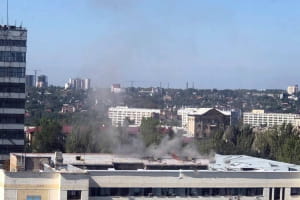 У Донецьку пролунала серія вибухів