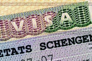 Польща ускладнила процес видачі шенгенських віз українцям