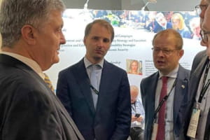 Порошенко закликав урядовців Британії, Німеччини й Канади визнати росію країною-спонсором тероризму