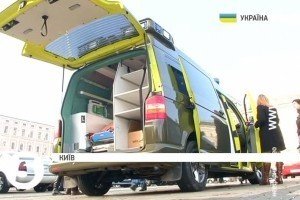 Волонтери купили і оснастили реанімобіль для десантників 25-ї бригади
