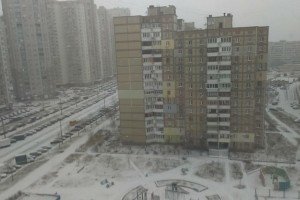 Київ засипає снігом, комунальники намагаються очистити дороги