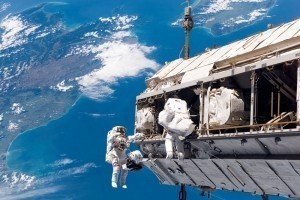 На Міжнародну космічну станцію вантажі більше не доставлятимуть ракети з російськими двигунами