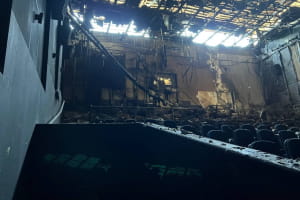 "Multiplex" показав фото зруйнованих війною кінотеатрів – фоторепортаж з Маріуполя та інших міст
