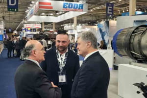 Порошенко на виставці озброєнь в Афінах анонсував 