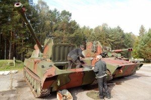 Майже 20 самохідних артустановок 2С1 "Гвоздика" відбули з Рівненщини до війська