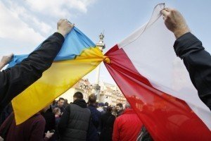 В зону АТО їде гуманітарна допомога з Варшави