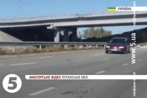 Терористи обстріляли міст через Сіверський Донець в районі міста Щастя