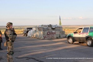 Оборонні укрпілення на Донбасі будують 20 тисяч людей - Мінрегіонбуд