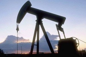 У Венесуелі через ціни на нафту скорочують зарплати чиновникам