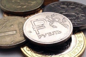 Російський рубль продовжує знецінюватися: долар – 52, євро – 64