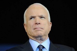 Маккейн назвав прем‘єра Угорщини "неофашистським диктатором"