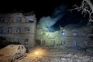 Окупанти двічі обстріляли Селидове: поцілили по будинку і лікарні – є загиблі і поранені, зокрема діти