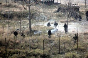 В Індії бойовики розстріляли 13 поліцейських та військових