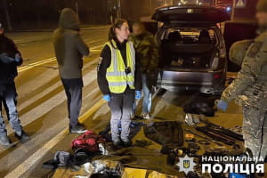 Намагався підірвати гранатою поліцейських – у Києві затримали двох грабіжників
