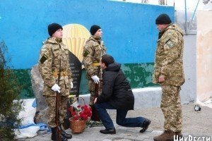 У Миколаєві відкрили меморіал загиблим на Донбасі десантникам