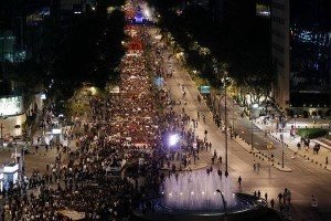 В Мексиці почались масові заворушення: вимагають знайти зниклих студентів