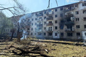Окупанти вдарили по Павлограду: є загиблий, 30 потерпілих, зокрема 3 дитини – ОВА
