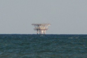 Українська армія взяла під контроль газовидобувні вишки на Арабатській стрілці