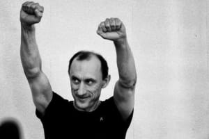 Депутати з "ЄС" клопотали про взяття на поруки розвідника Червінського, однак суд продовжив домашній арешт