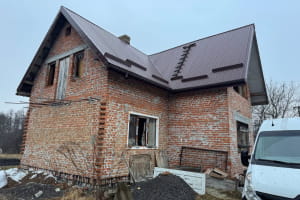 На Львівщині  внаслідок атаки ворожих дронів є пошкодження