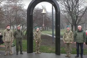 В Одесі вперше пролунав "Дзвін памʼяті" на честь загиблих оборонців краю – відео