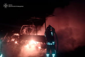 Ворожий дрон атакував вантажівку на Дніпропетровщині