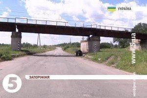 Почав працювати залізничний міст на Запоріжжі, який підірвали влітку