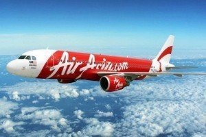 Рятувальники виявили хвостову частину авіалайнера Air Asia