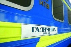 На свята "Укрзалізниця" призначила 14 додаткових поїздів