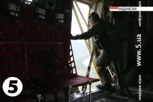 Пошуковці: падіння авіалайнера AirAsia не було раптовим 