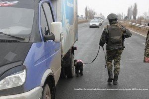 Прикордонники продовжують контролювати шляхи виїзду із зони проведення АТО