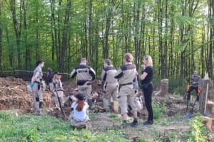 На Тернопільщині під час ексгумації знайшли останки 42 людей