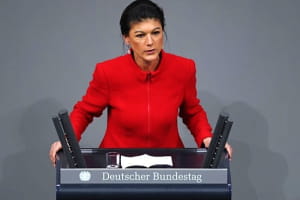 У Німеччині голова ультралівого "Альянсу" вимагає референдум щодо передачі Україні ракет Taurus