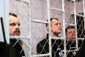 Суд зняв звинувачення з підозрюваних у справі "васильківських терористів"
