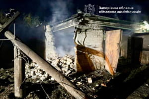 Ночная атака: российские дроны попали по промышленному объекту в Запорожье, есть раненый (обновлено)