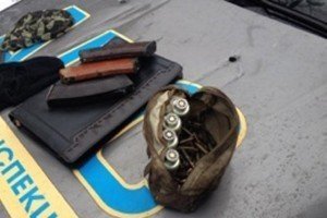 На Миколаївщині затримали водія, який перевозив арсенал боєприпасів