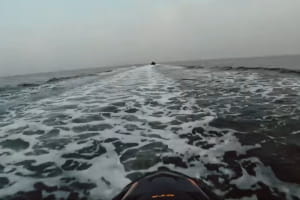 ГУР оприлюднило ексклюзивні кадри застосування FPV-дронів у відкритому морі – відео