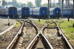 "Укрзализныця" уменьшила количество поездов, для которых введена верификация пассажиров через "Дія.Підпис"