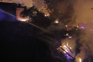 росія атакувала Дніпропетровщину: є поранені, зруйновані будинки та пожежі